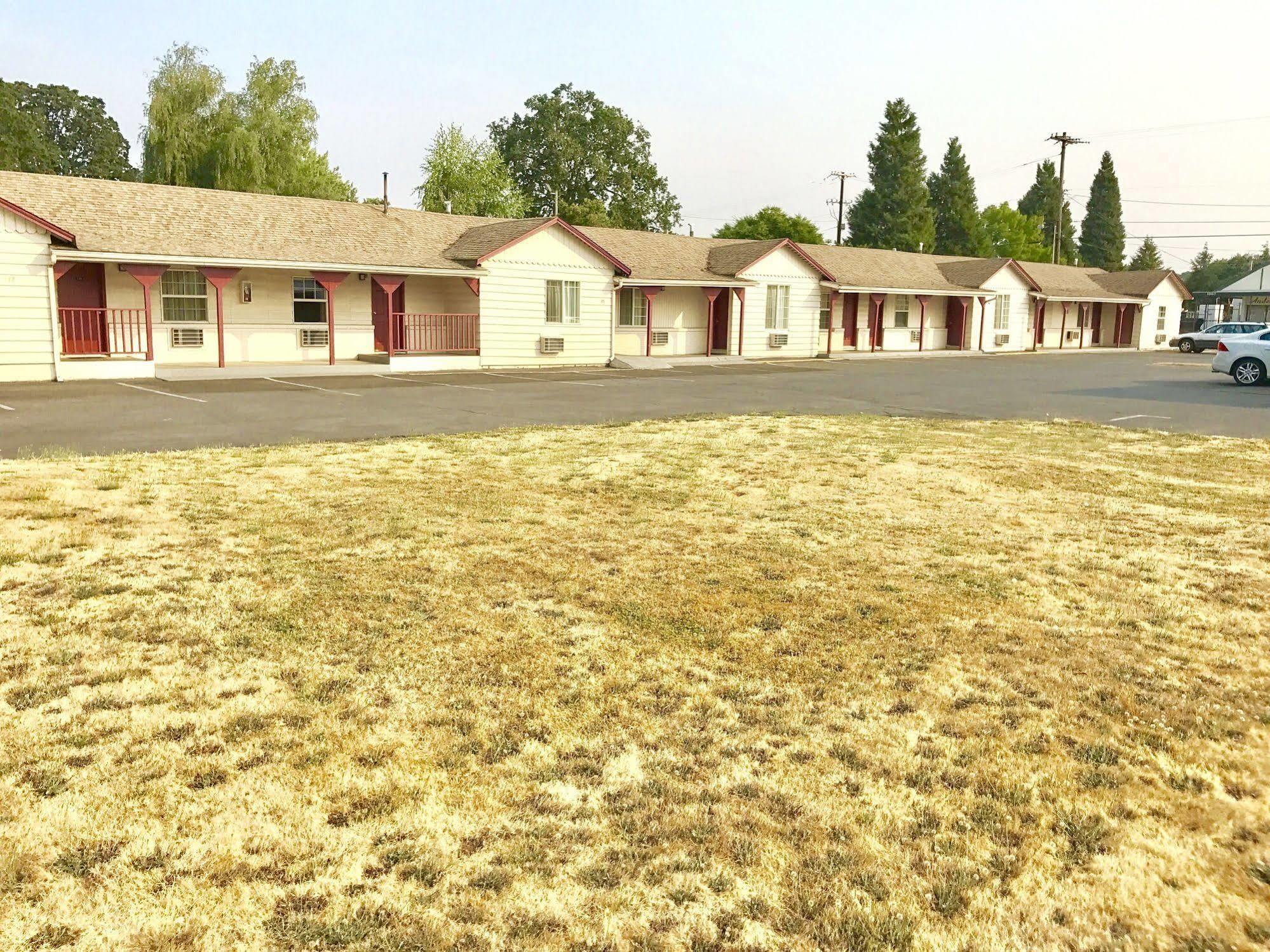 Travelers Inn Motel Salem Exterior foto