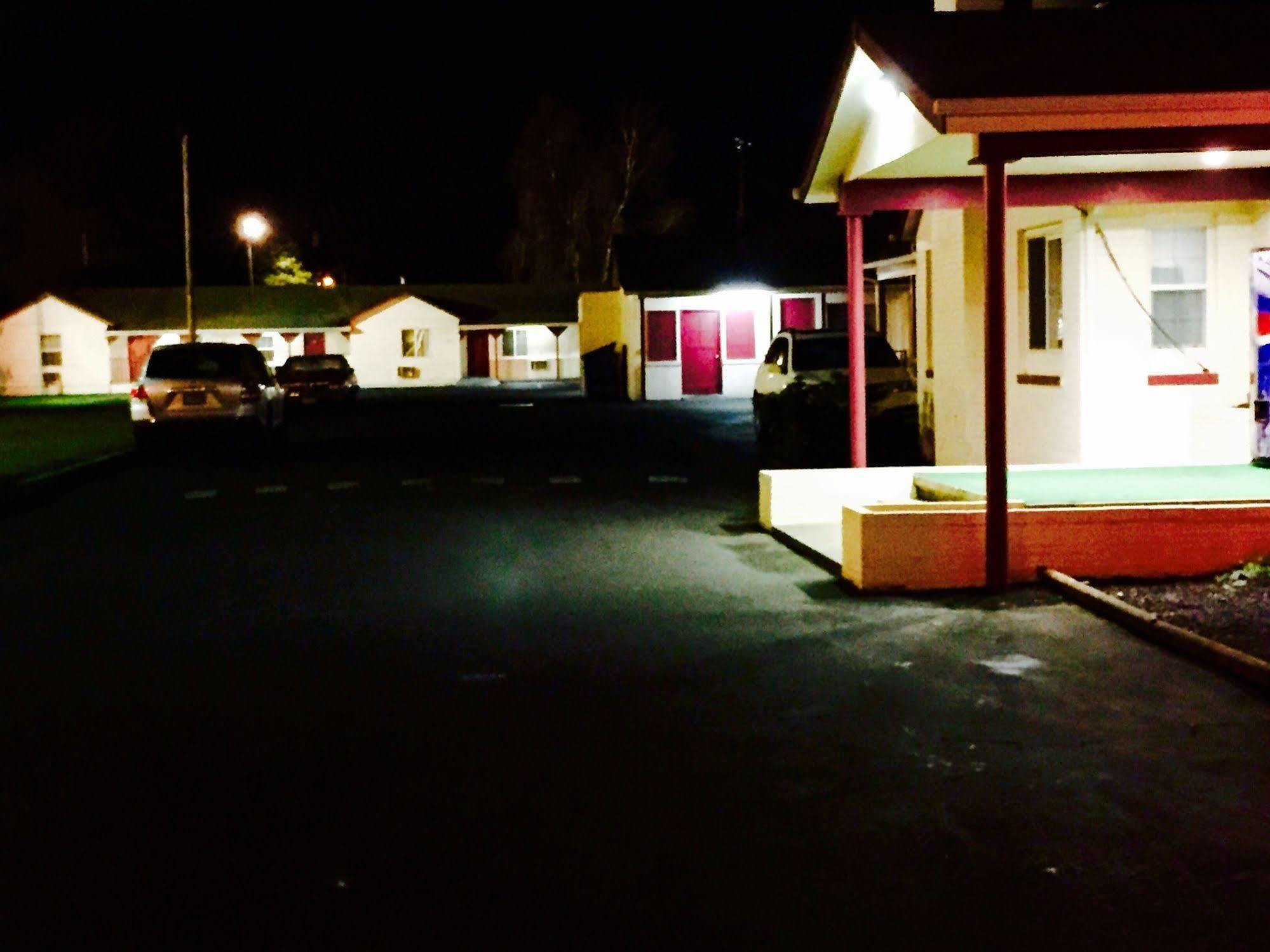 Travelers Inn Motel Salem Exterior foto