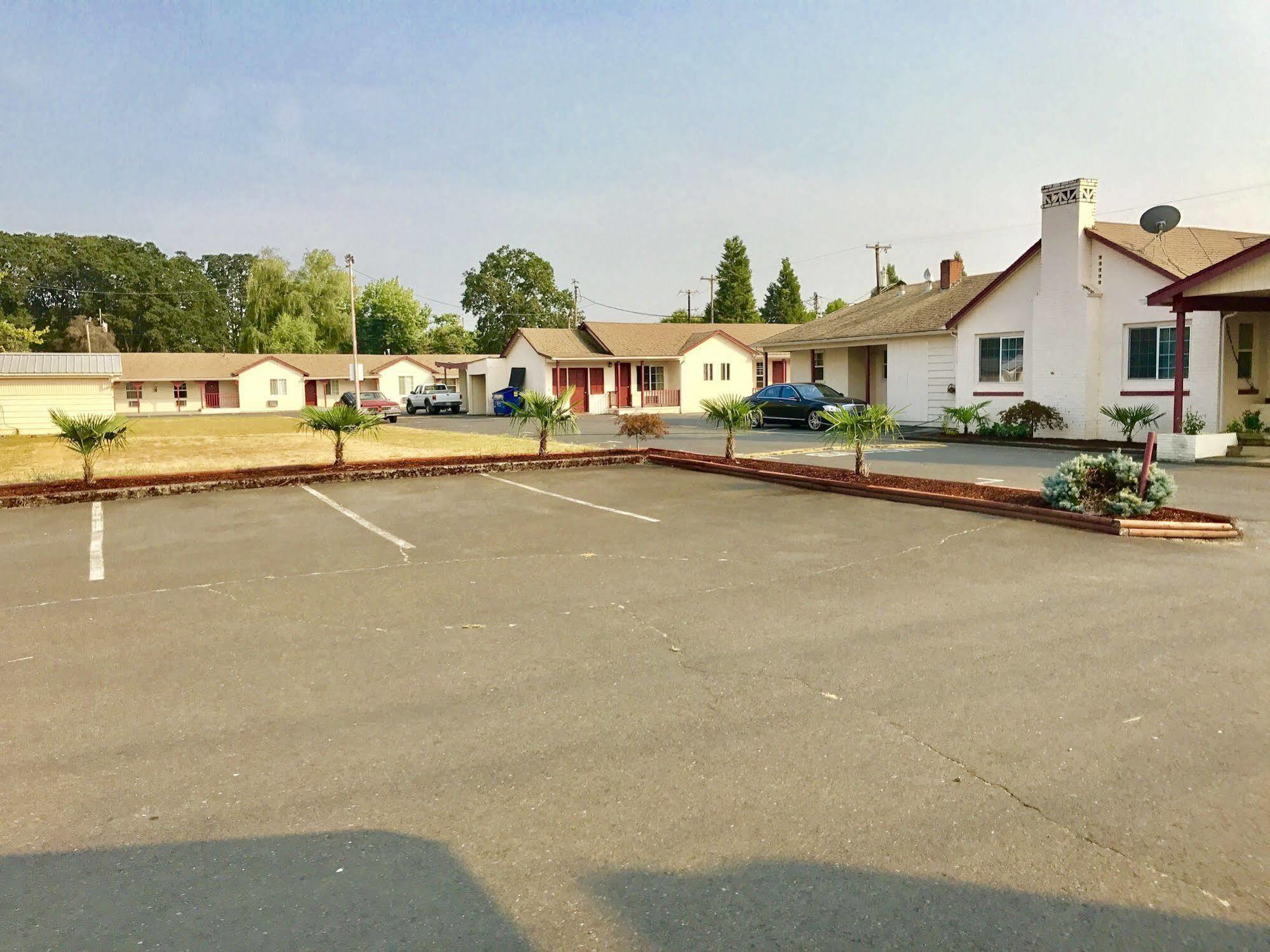 Travelers Inn Motel Salem Exterior foto